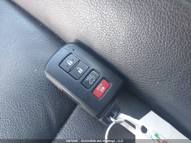 12570367 :رقم المزاد ، 2T3DFREV3HW680363 vin ، 2017 Toyota Rav4 Limited مزاد بيع