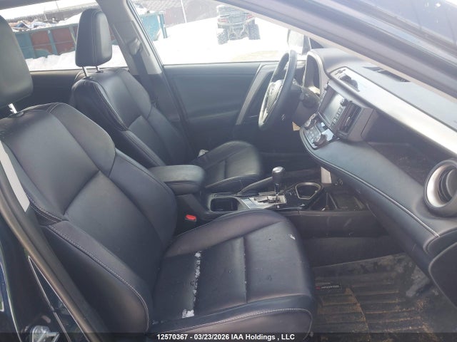 12570367 :رقم المزاد ، 2T3DFREV3HW680363 vin ، 2017 Toyota Rav4 Limited مزاد بيع