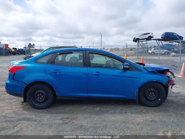 2015 Ford Focus Se მანქანა იყიდება აუქციონზე, vin: 1FADP3F26FL371247, აუქციონის ნომერი: 12570378