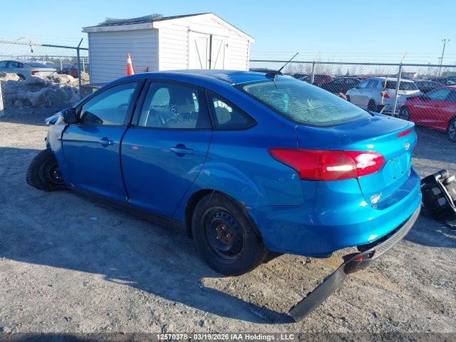2015 Ford Focus Se მანქანა იყიდება აუქციონზე, vin: 1FADP3F26FL371247, აუქციონის ნომერი: 12570378