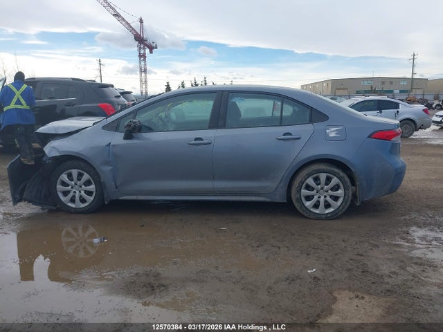 2022 Toyota Corolla Le/xle მანქანა იყიდება აუქციონზე, vin: 5YFBPMBE4NP337580, აუქციონის ნომერი: 12570384