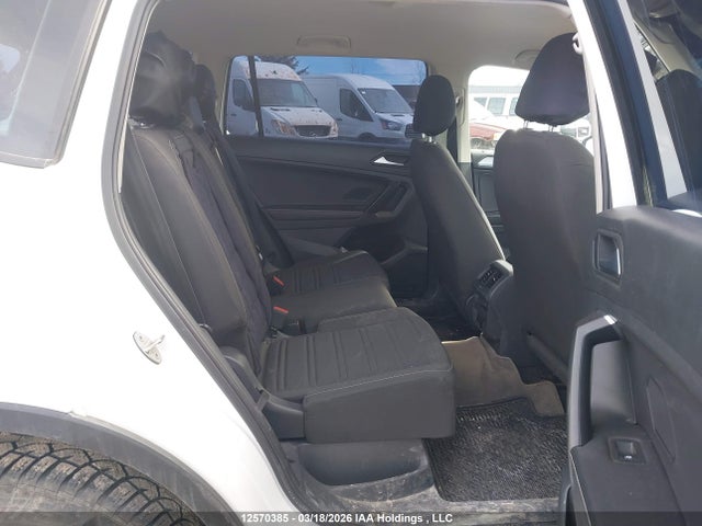 3VV0B7AX4NM100087 Volkswagen TIGUAN S