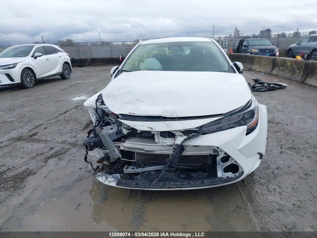 5YFB4MDE1PP033731 Toyota COROLLA LE