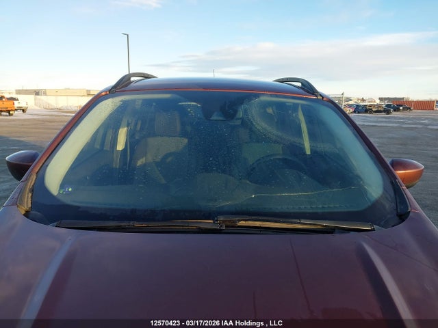 1FMCU0GD5JUB00143 Ford ESCAPE SE