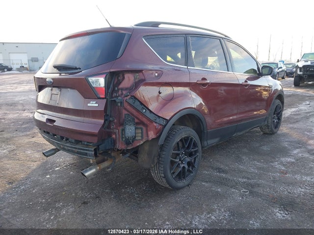 1FMCU0GD5JUB00143 Ford ESCAPE SE