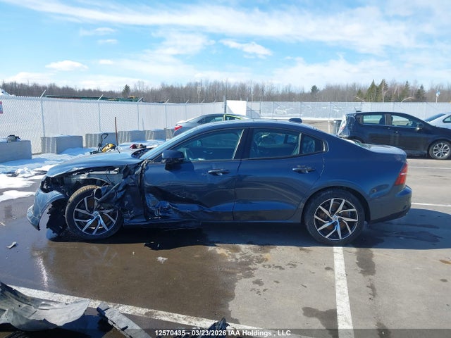 7JRA22TK1KG002651 Volvo S60 T6 Momentum