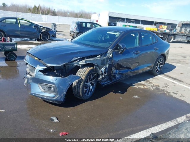 7JRA22TK1KG002651 Volvo S60 T6 Momentum