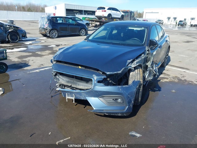 7JRA22TK1KG002651 Volvo S60 T6 Momentum