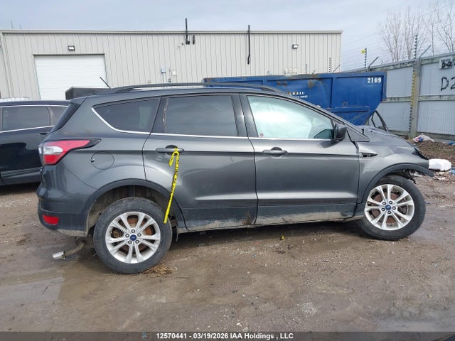 Ford ESCAPE SE 2018 1FMCU9GD2JUB32827 Image 14