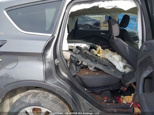 Ford ESCAPE SE 2018 1FMCU9GD2JUB32827 Image 8