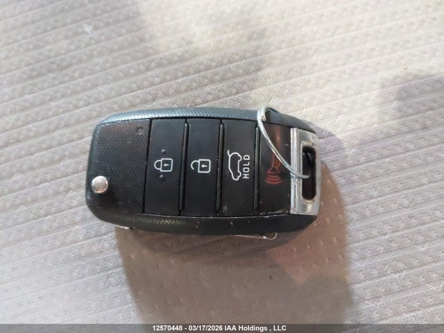 Продаж на аукціоні авто 2017 Kia Sedona Lx, vin: KNDMB5C10H6286695, номер лоту: 12570448