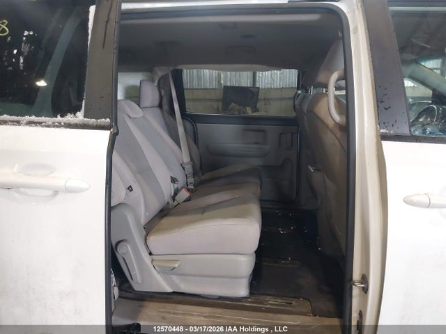 Продаж на аукціоні авто 2017 Kia Sedona Lx, vin: KNDMB5C10H6286695, номер лоту: 12570448