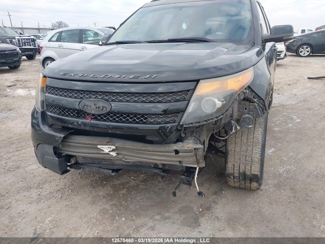 1FM5K8GT9FGA16644 Ford EXPLORER SPORT