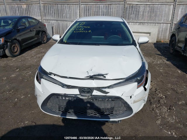 12570466 :رقم المزاد ، 5YFBPMBE1MP154121 vin ، 2021 Toyota Corolla Le مزاد بيع