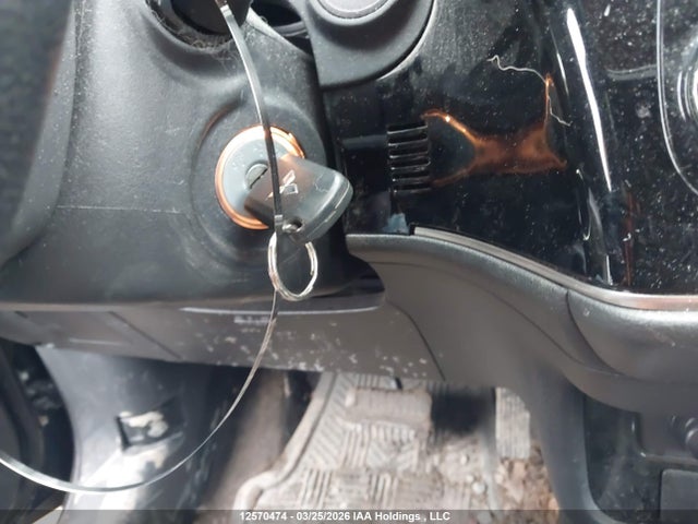 JA4AZ2A36JZ607476 Mitsubishi Outlander Es