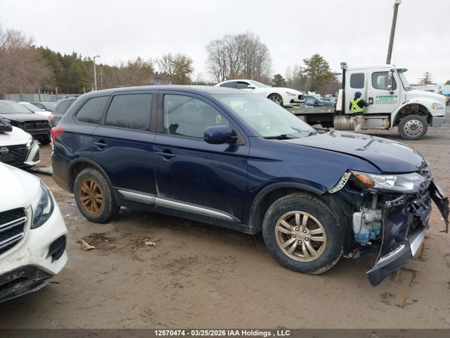 JA4AZ2A36JZ607476 Mitsubishi Outlander Es