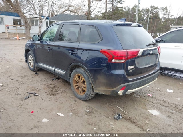 JA4AZ2A36JZ607476 Mitsubishi Outlander Es