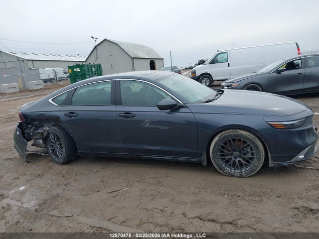 1HGCY2F89PA801126 Honda Accord Touring Hybrid