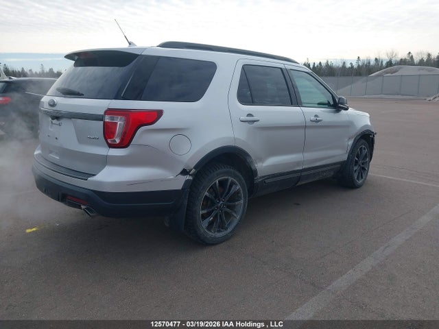 Ford EXPLORER XLT 2018 1FM5K8D85JGB81924 Image 4