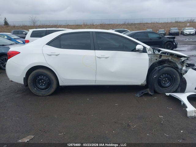 12570480 :رقم المزاد ، 2T1BURHE8HC948813 vin ، 2017 Toyota Corolla مزاد بيع