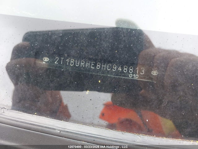 12570480 :رقم المزاد ، 2T1BURHE8HC948813 vin ، 2017 Toyota Corolla مزاد بيع