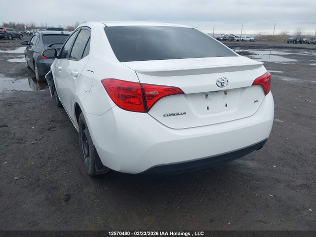 12570480 :رقم المزاد ، 2T1BURHE8HC948813 vin ، 2017 Toyota Corolla مزاد بيع