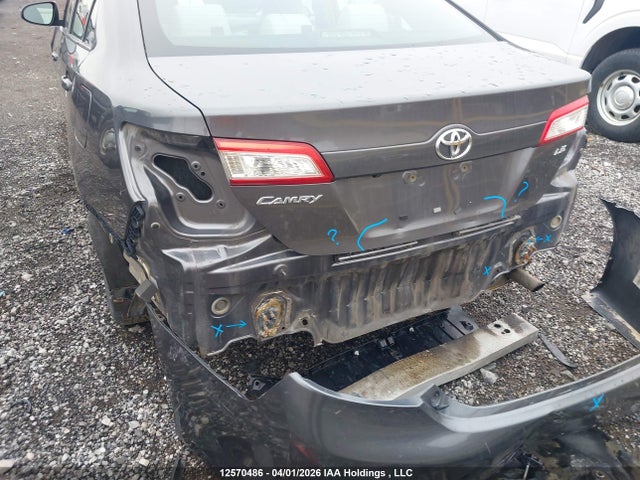 12570486 :رقم المزاد ، 4T1BF1FK5DU282281 vin ، 2013 Toyota Camry L/se/le/xle مزاد بيع