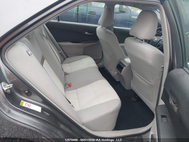 12570486 :رقم المزاد ، 4T1BF1FK5DU282281 vin ، 2013 Toyota Camry L/se/le/xle مزاد بيع