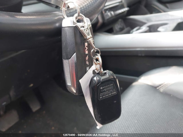 12570490 :رقم المزاد ، 1C6SRFVT4PN668702 vin ، 2023 Ram 1500 Sport مزاد بيع