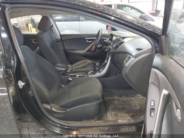 5NPDH4AE6FH586243 Hyundai ELANTRA GL