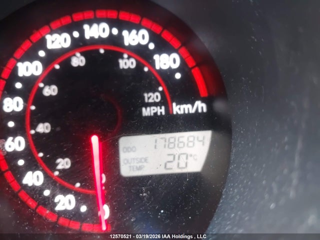 12570521 :رقم المزاد ، 2T1KR32E76C555423 vin ، 2006 Toyota Matrix Xr/xrs مزاد بيع