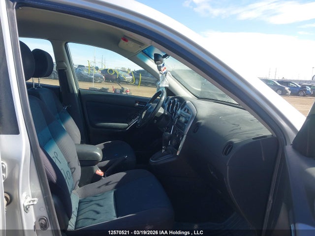 12570521 :رقم المزاد ، 2T1KR32E76C555423 vin ، 2006 Toyota Matrix Xr/xrs مزاد بيع