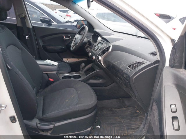 2013 Hyundai Tucson მანქანა იყიდება აუქციონზე, vin: KM8JT3AC2DU556469, აუქციონის ნომერი: 12570526