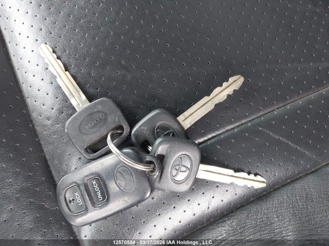 Продажа на аукционе авто 2005 Toyota Rav4, vin: JTEHD20V456040080, номер лота: 12570554