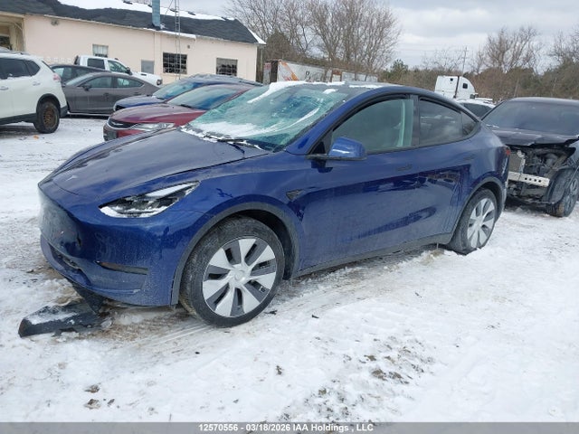 12570556 :رقم المزاد ، 7SAYGDEEXRF088633 vin ، 2024 Tesla Model Y مزاد بيع