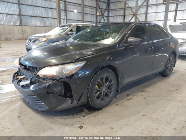 12570565 :رقم المزاد ، 4T1BF1FK8GU583941 vin ، 2016 Toyota Camry مزاد بيع