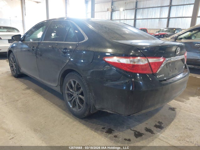 12570565 :رقم المزاد ، 4T1BF1FK8GU583941 vin ، 2016 Toyota Camry مزاد بيع