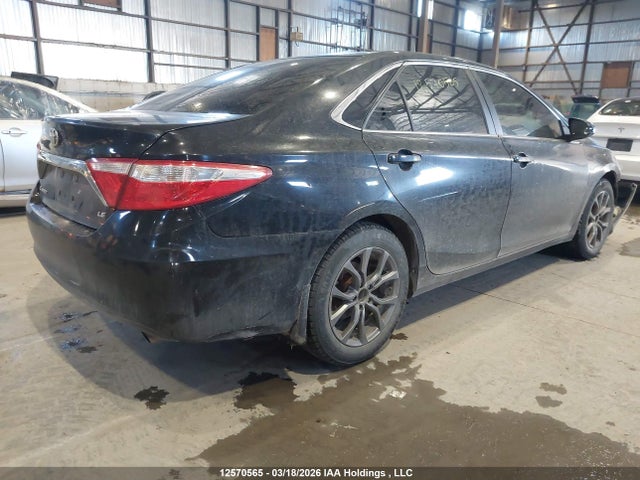 12570565 :رقم المزاد ، 4T1BF1FK8GU583941 vin ، 2016 Toyota Camry مزاد بيع