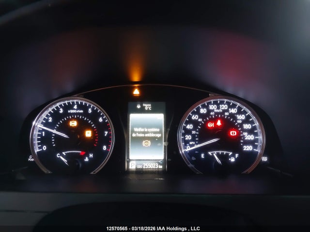 12570565 :رقم المزاد ، 4T1BF1FK8GU583941 vin ، 2016 Toyota Camry مزاد بيع