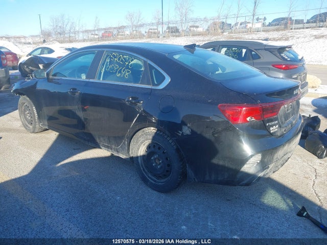 2022 Kia Forte მანქანა იყიდება აუქციონზე, vin: 3KPF34AD4NE458648, აუქციონის ნომერი: 12570575