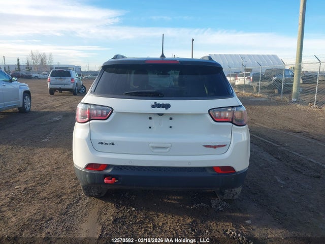 2021 Jeep Compass Trailhawk მანქანა იყიდება აუქციონზე, vin: 3C4NJDDBXMT590156, აუქციონის ნომერი: 12570582