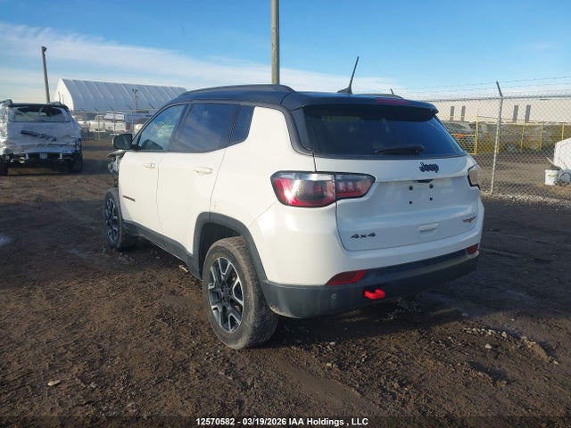 2021 Jeep Compass Trailhawk მანქანა იყიდება აუქციონზე, vin: 3C4NJDDBXMT590156, აუქციონის ნომერი: 12570582