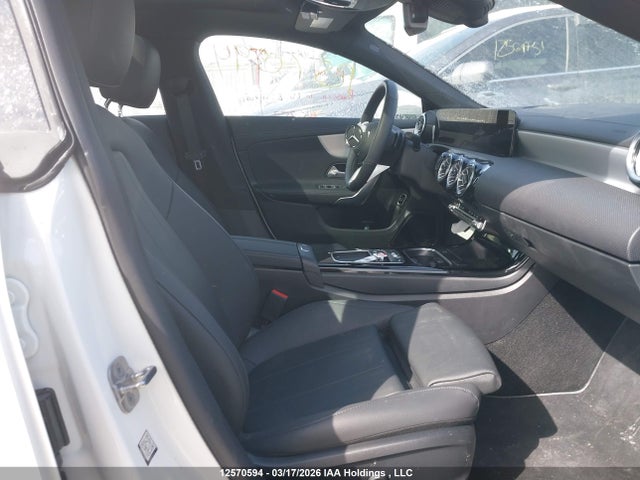 W1K5J4HB9TN589188 Mercedes-Benz CLA 250 4MATIC
