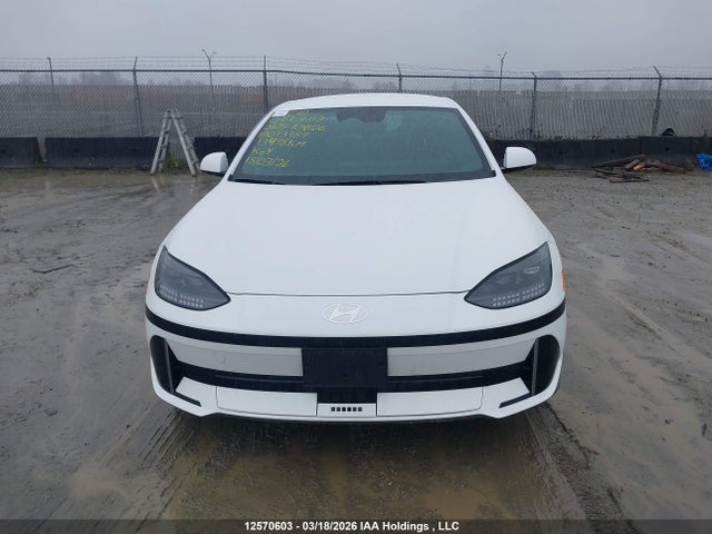 2025 Hyundai Ioniq 6 Sel მანქანა იყიდება აუქციონზე, vin: KMHM34AA5SA093484, აუქციონის ნომერი: 12570603