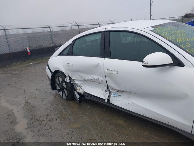 2025 Hyundai Ioniq 6 Sel მანქანა იყიდება აუქციონზე, vin: KMHM34AA5SA093484, აუქციონის ნომერი: 12570603