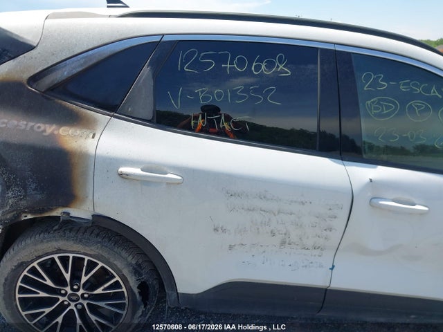 Продажа на аукционе авто 2023 Ford Escape, vin: 1FMCU0E16PUB01352, номер лота: 12570608