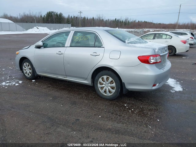 12570609 :رقم المزاد ، 2T1BU4EE1BC666723 vin ، 2011 Toyota Corolla S/le مزاد بيع