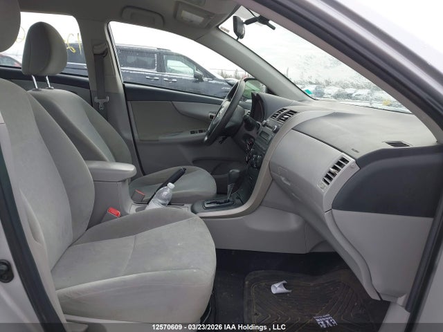 12570609 :رقم المزاد ، 2T1BU4EE1BC666723 vin ، 2011 Toyota Corolla S/le مزاد بيع