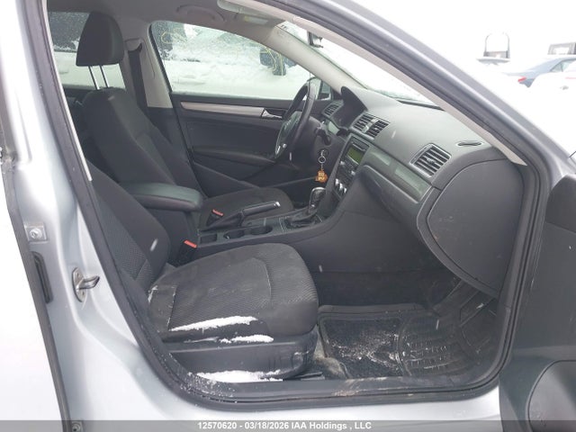 Продажа на аукционе авто 2014 Volkswagen Passat S, vin: 1VWAH7A3XEC008236, номер лота: 12570620