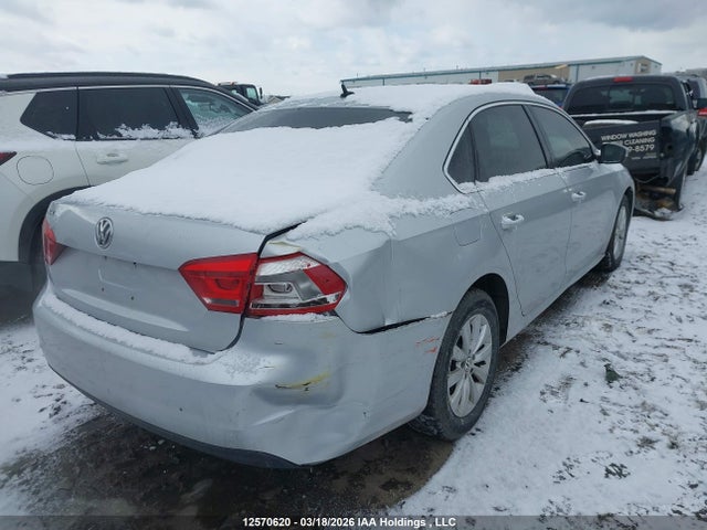 Продажа на аукционе авто 2014 Volkswagen Passat S, vin: 1VWAH7A3XEC008236, номер лота: 12570620